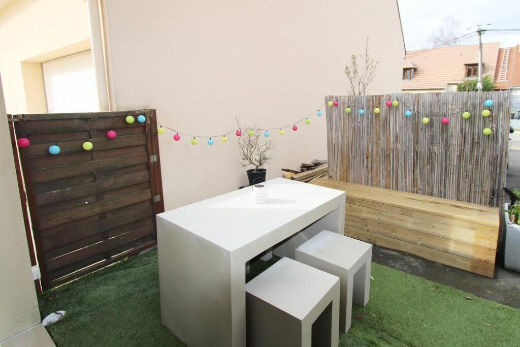 Cocon A La Campagne - Disney 20 Min - Paris 40 Min - 2 Terrasses Dammartin-sur-Tigeaux Exterior photo